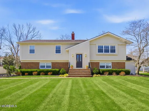 9 Darien Drive, West Long Branch, NJ 07764