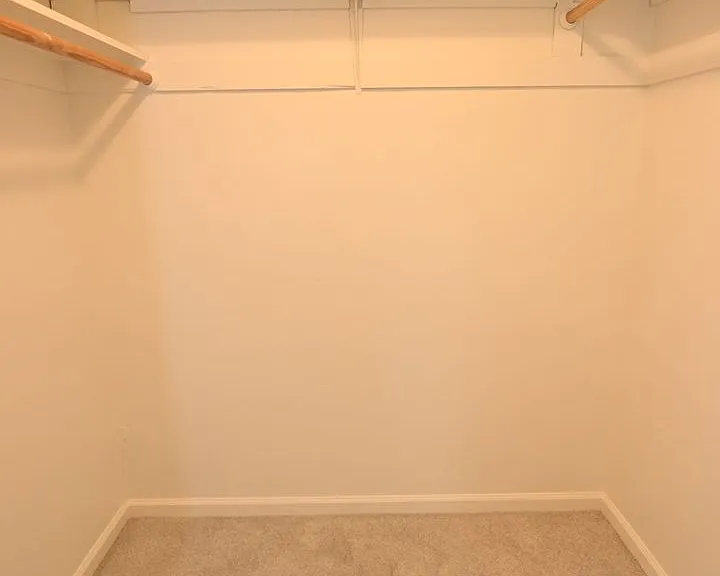 5659 Lathrop Dr — Photo 18
