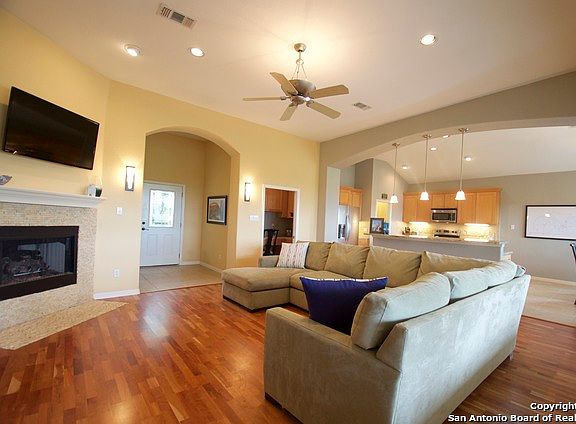 5th image of 1501 Lavaca