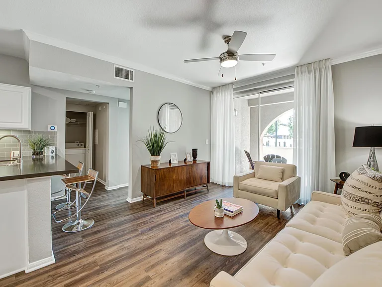 Solamonte Apartments — Photo 17