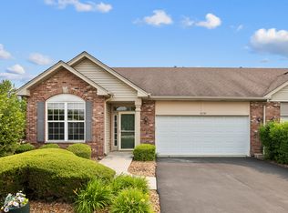 17137 Fontana Ln, Lockport, IL 60441