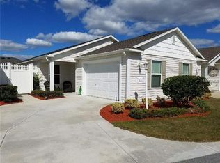 561 Burnside Pl, The Villages, FL 32163