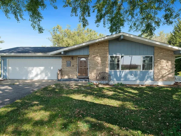 5306 Shattuck Rd, Belvidere, IL 61008