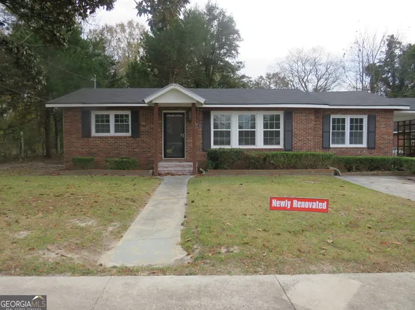 413 W Floyd St, Sandersville, GA 31082