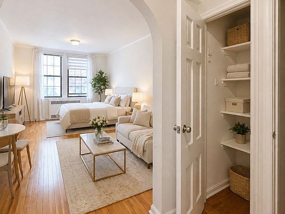 2nd image of 150 Remsen St APT 6