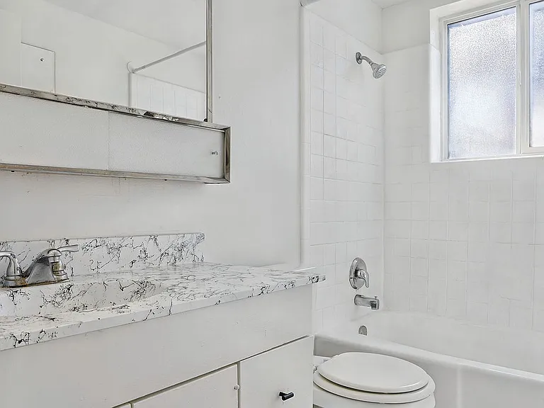 Arbor Cove Apartments — Photo 15