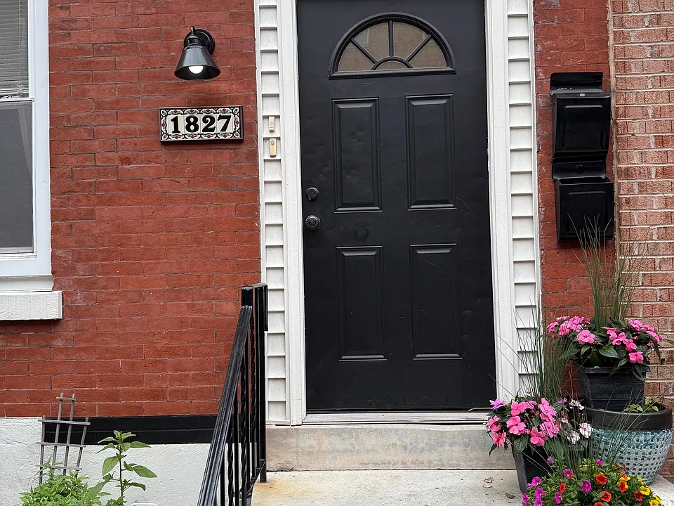 1827 Ginnodo St #2