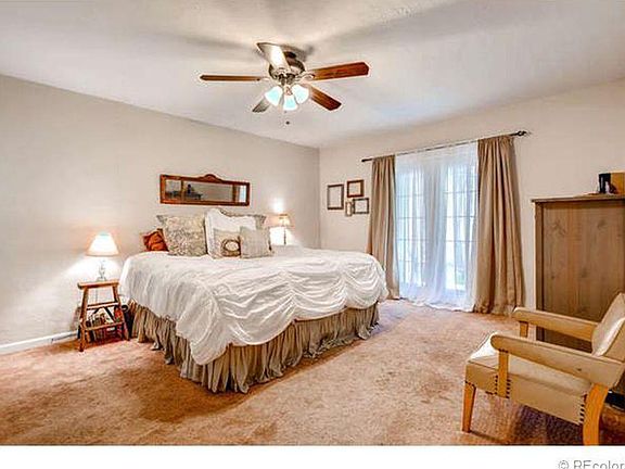 Large Master Beadroom