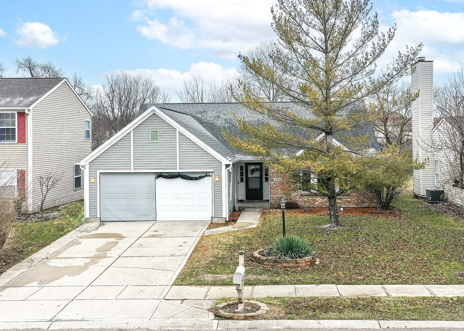 6343 Kelsey Dr photo 1