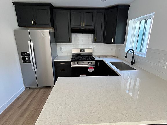 5th image of 11898 Sylvan St
