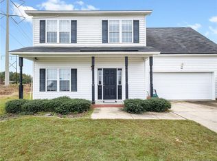 417 Lewis Clark Dr, Hope Mills, NC 28348