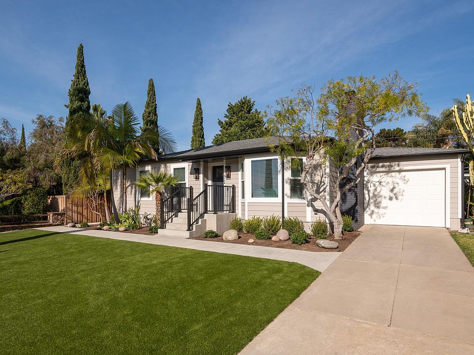 Great Curb Appeal in Front Yard