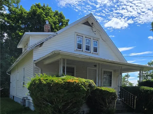 220 Robinwood Ave, Elmira, NY 14903