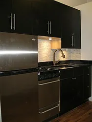 Rented by Tower Brokerage