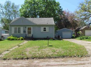 810 Hanna Blvd, Waterloo, IA 50701