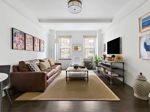 24 5th Avenue image 1 of 8