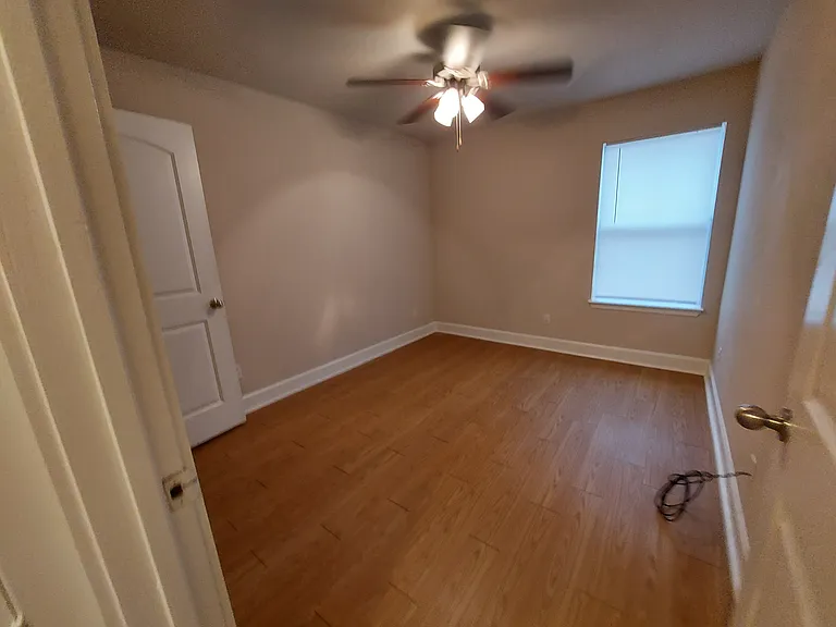 708 Claremont Pkwy #A — Photo 4