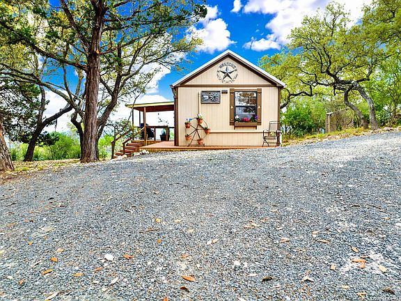 5th image of 647 Medina Hills