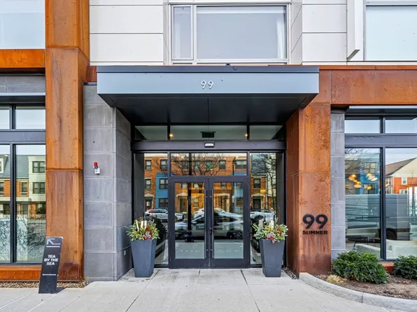 99 Sumner St #102, Boston, MA 02128
