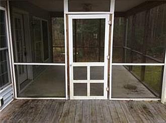 3rd image of 31062 Congress Dr