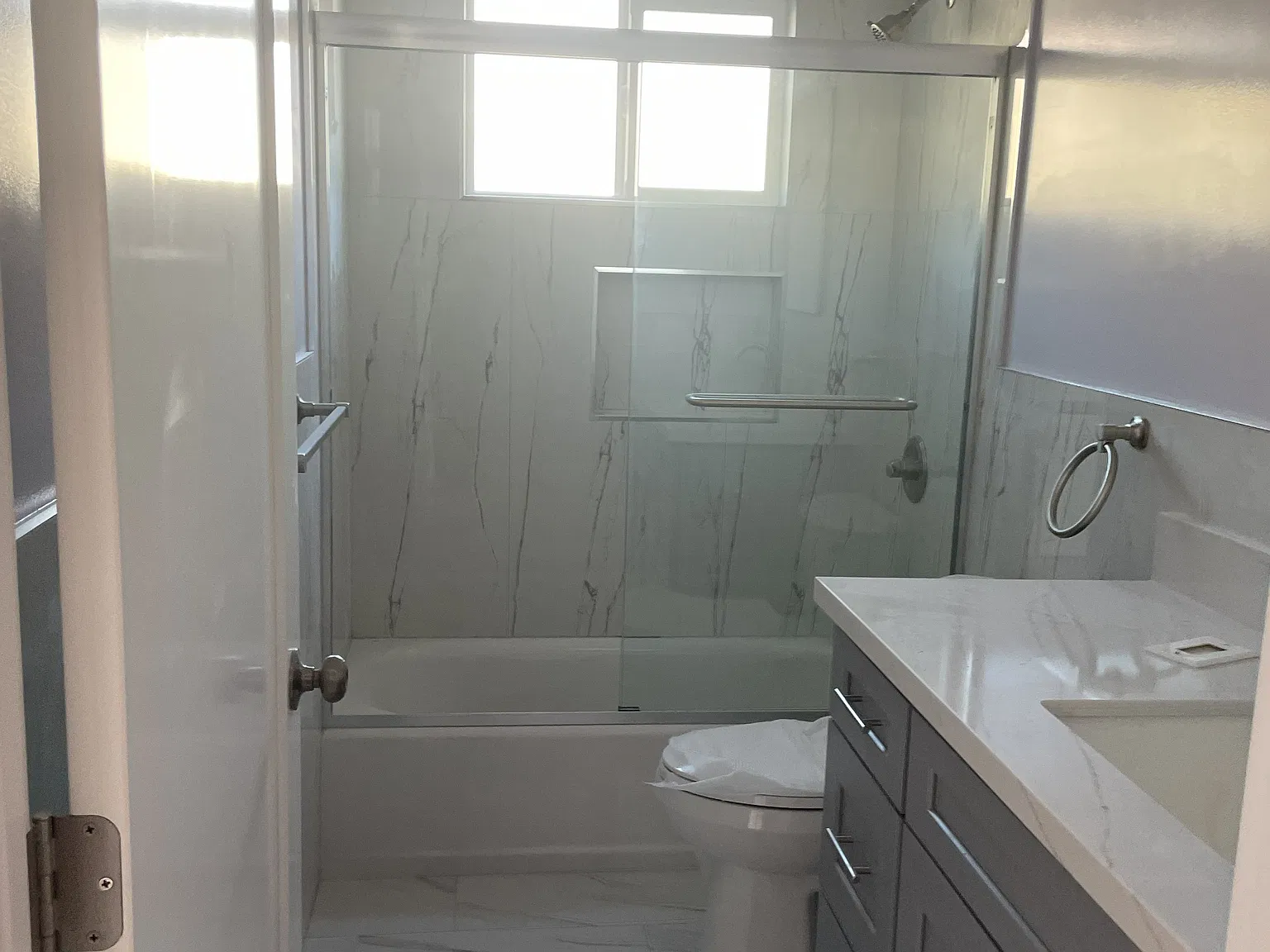 1 bed, 350 sqft, $1,450 — Photo 3