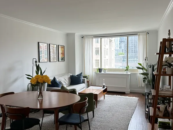 30 West 63rd Street image 1 of 11