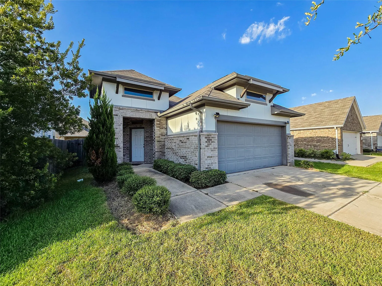 4 bed, 2.0 bath, 1673 sqft, $2,300 — Photo 4