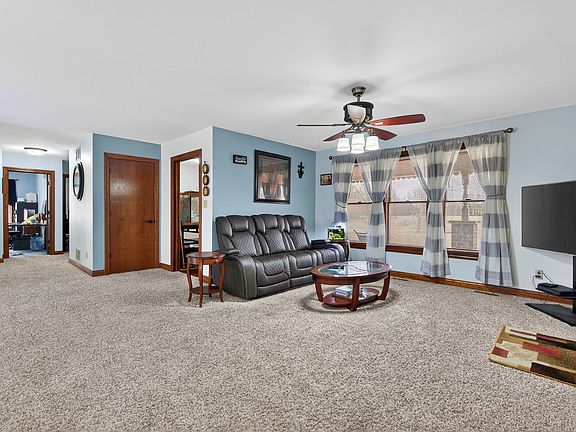 4th image of 1707 N 2479th Rd