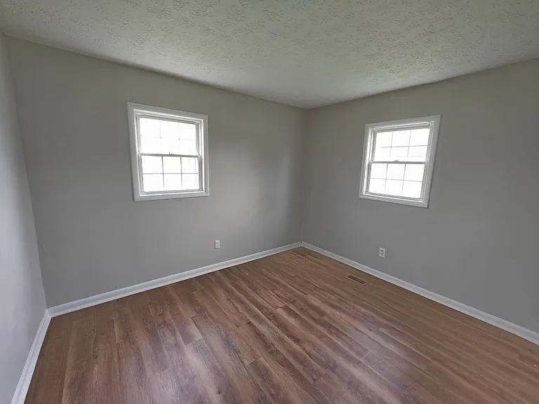 1442 Coachlite Dr — Photo 8