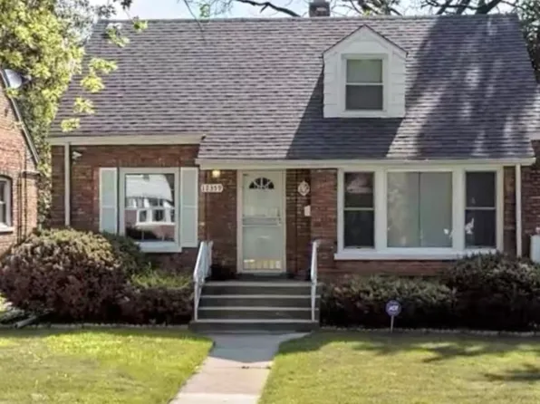 (undisclosed Address), Calumet Park, IL 60827