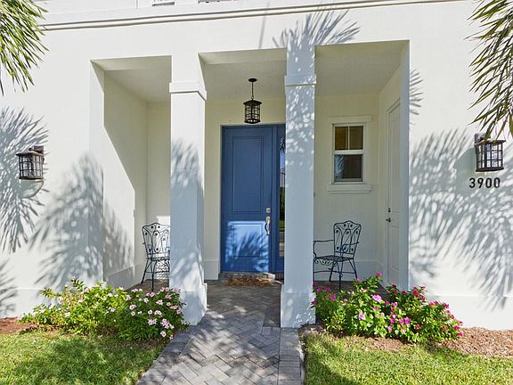 4th image of 3900 Shoreside Dr