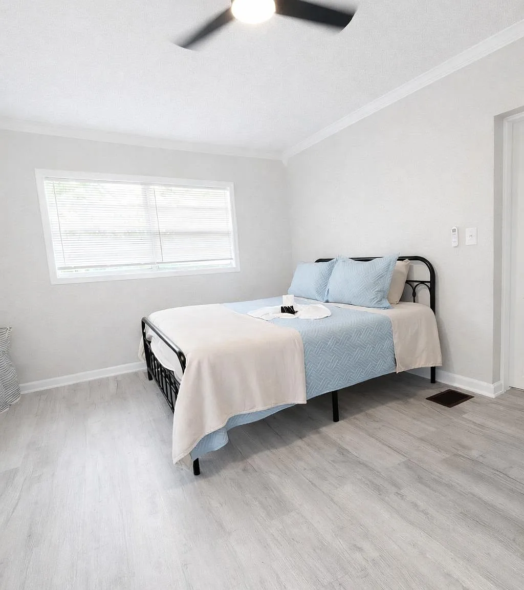 4 bed, 4.0 bath, 1800 sqft, $1,135 — Photo 4