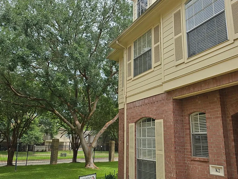 2710 Grants Lake Blvd #K2 — Photo 2