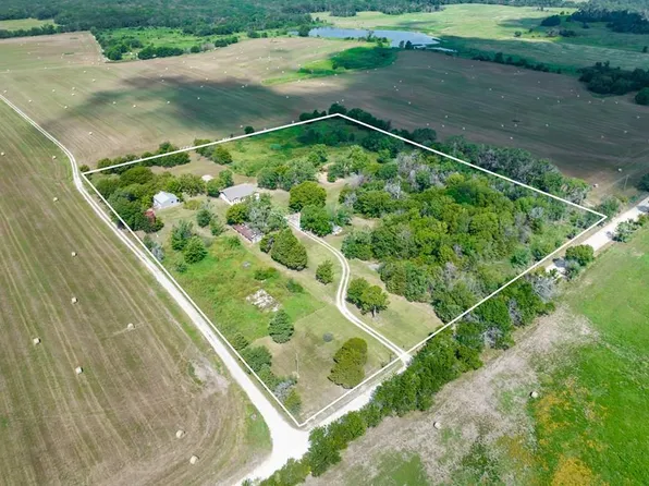 2023 County Road 2300, Caney, KS 67333