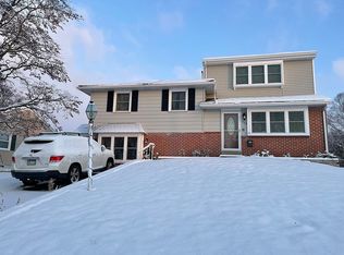 420 Warren Blvd, Broomall, PA 19008