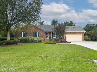 426 R L Honeycutt Dr, Wilmington, NC 28412