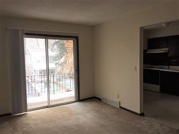 4th image of 1132 W 41st Ter APT 6