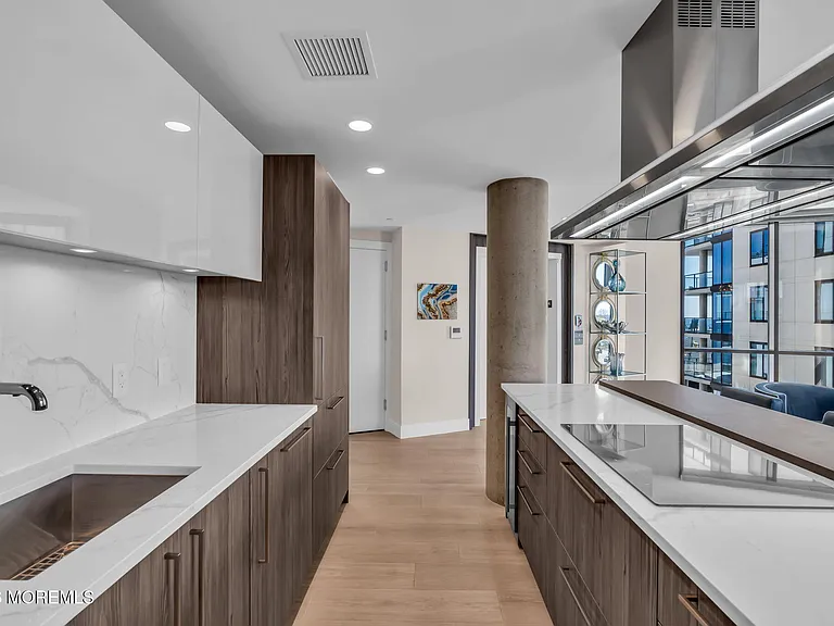 350 Ocean Ave #403 — Photo 6