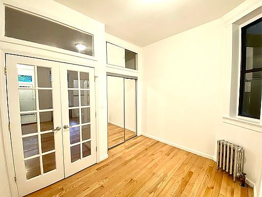 4th image of 243 E 39th St APT 1D