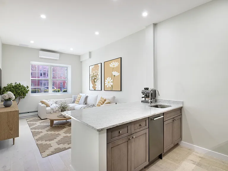 829 Greenwood Ave #1C — Photo 3