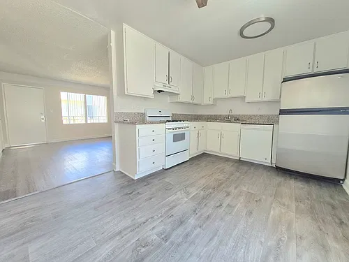 Floor plan 206