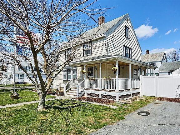 2nd image of 90 Haverhill St
