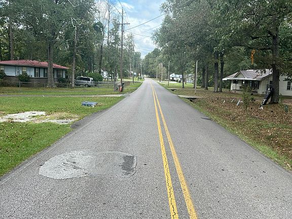 4th image of 811 Tidmore Bend Rd