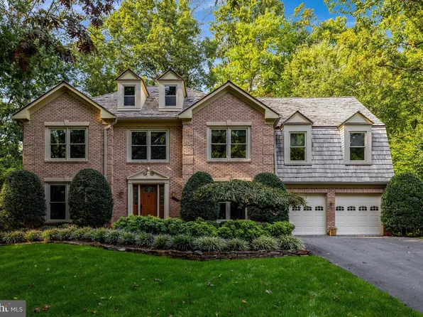 6290 Homar Pond Ct, Fairfax Station, VA 22039