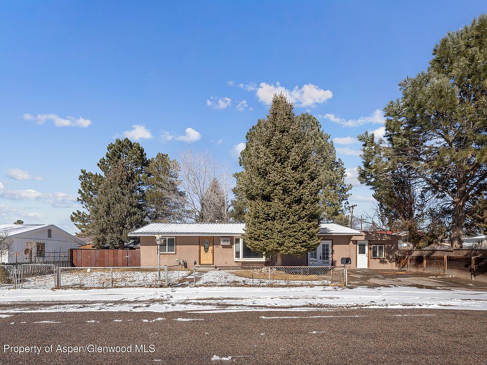 1st image of 635 Glassier Dr