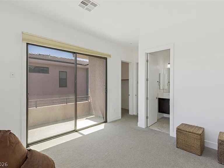 47 Pristine Glen St — Photo 37