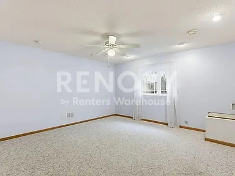 6452 Maclaren Ave NE — Photo 16