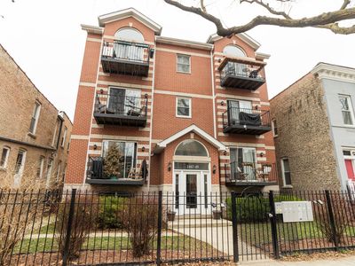 1449 N Campbell Ave #2N, Chicago, IL, 60622