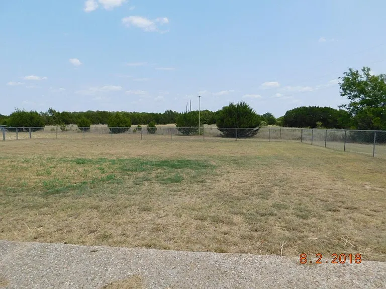 2315 E Highway 190 — Photo 52