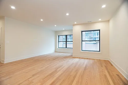 654 W Gordon Ter #1 Photo 1